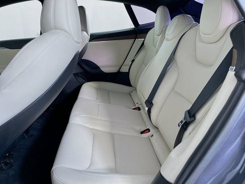 Used 2022 Tesla Model S AWD/4WD image 28