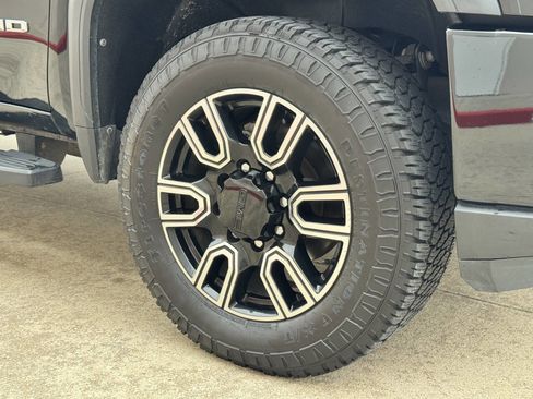 Used 2020 GMC Sierra 2500 AT4 w/ AT4 Premium Package image 40