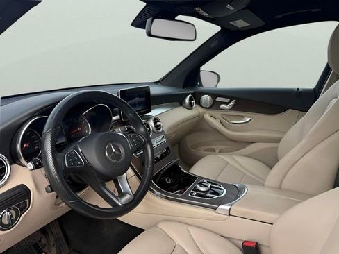 Used 2018 Mercedes-Benz GLC 300 4MATIC image 14