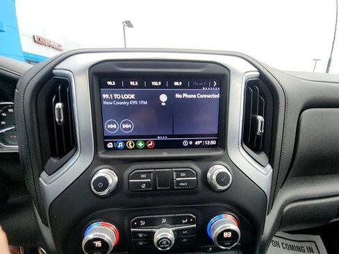 Used 2022 GMC Sierra 2500 SLE w/ SLE Value Package; image 26