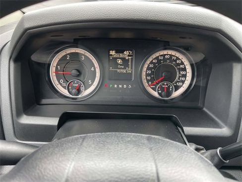 Used 2018 RAM 2500 Tradesman w/ Chrome Appearance Group image 14