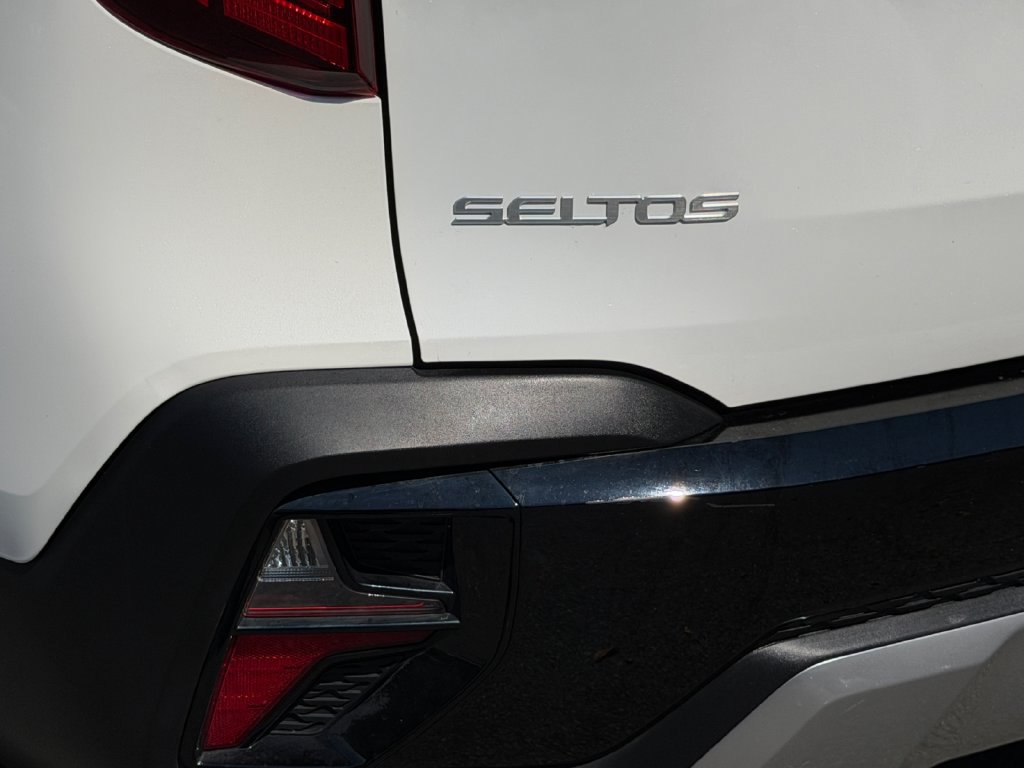 Certified 2024 Kia Seltos S AWD/4WD image 10