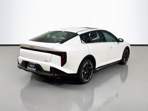 New 2025 Kia K4 GT-Line w/ GT-Line Premium Package image 7