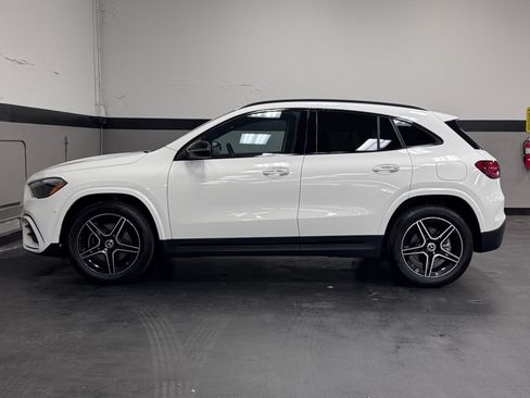 Used 2025 Mercedes-Benz GLA 250 image 9