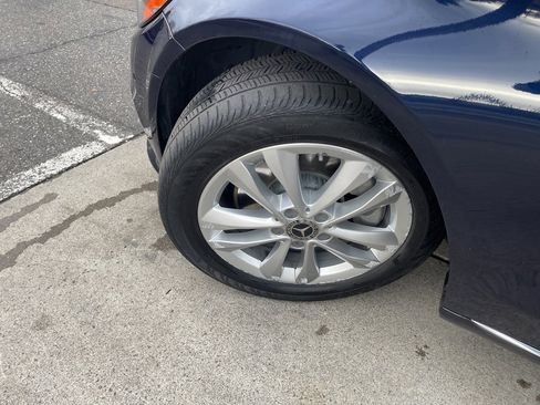 Used 2021 Mercedes-Benz C 300 C 300 image 51