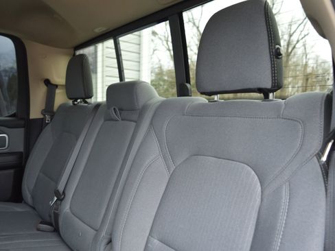 Used 2019 RAM 1500 Big Horn image 14