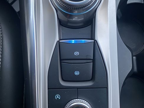 Certified 2023 Ford Explorer XLT w/ Equipment Group 202A image 27