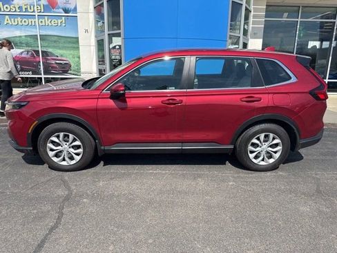 Used 2023 Honda CR-V LX image 2