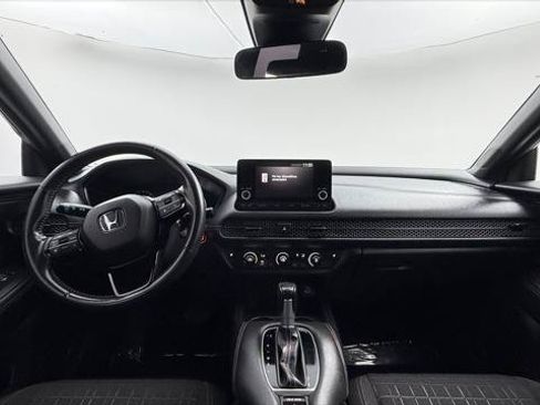 Used 2025 Honda HR-V Sport image 26