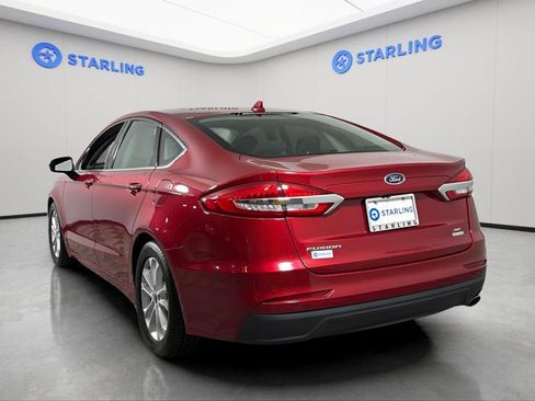 Used 2020 Ford Fusion SE FWD image 6