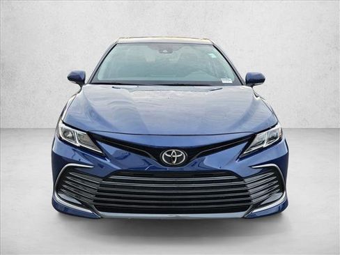 Used 2023 Toyota Camry LE w/ Convenience Package FWD image 2