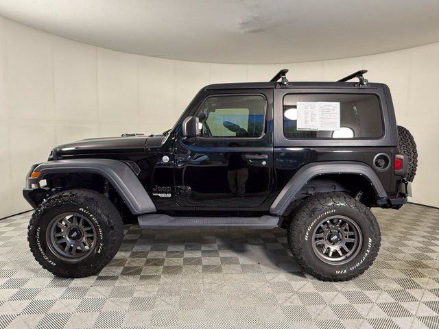 Used 2021 Jeep Wrangler Sport AWD/4WD image 3