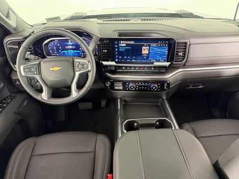 Used 2026 Chevrolet Silverado 3500 LTZ w/ LTZ Plus Package image 13