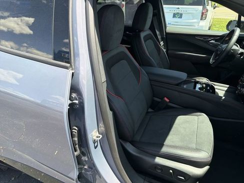 Certified 2026 Chevrolet Blazer EV RS AWD/4WD image 18