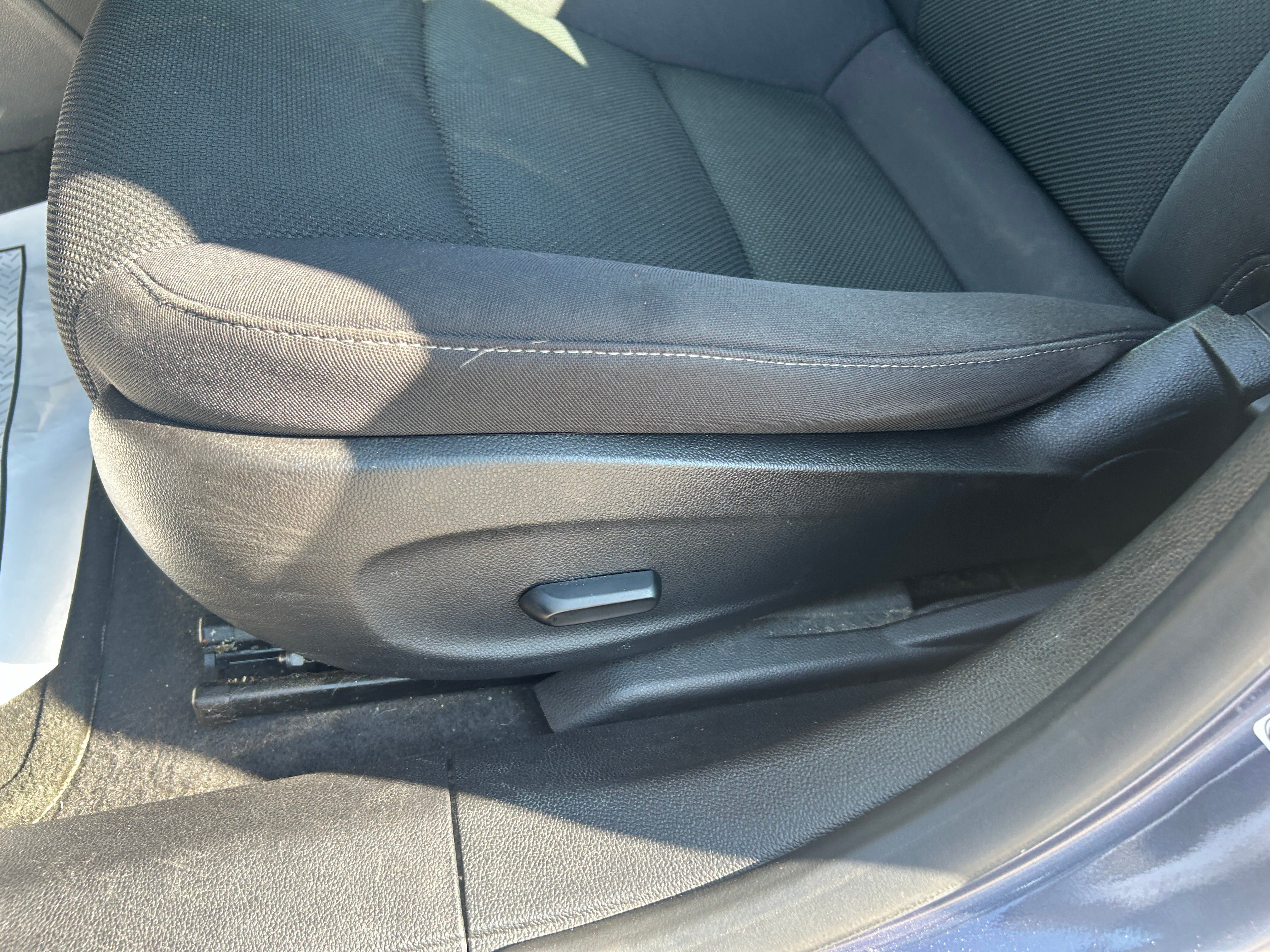Used 2014 Chevrolet Cruze LT FWD image 15