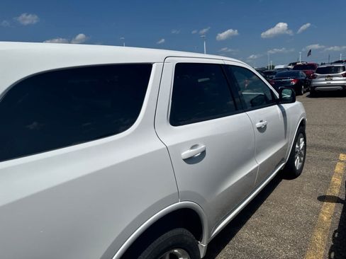 Used 2025 Dodge Durango GT AWD/4WD image 12