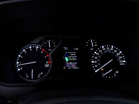Used 2025 Toyota Tundra SR5 AWD/4WD image 30