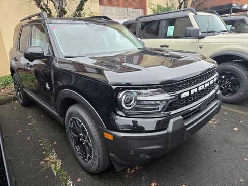 New 2026 Ford Bronco Sport Outer Banks w/ Outer Banks Tech Package+ image 3