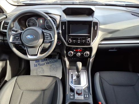 Used 2023 Subaru Forester Premium image 10