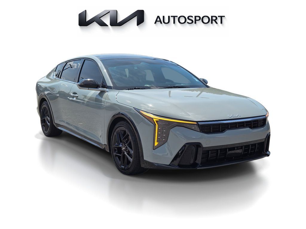 Certified 2025 Kia K4 GT-Line Turbo FWD image 3