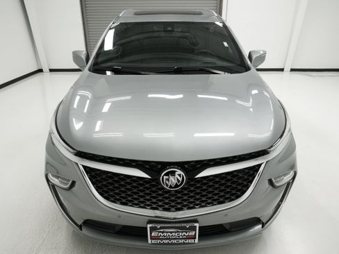Used 2024 Buick Enclave Avenir w/ Avenir Technology Package FWD image 2