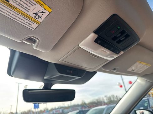 Used 2025 Nissan Pathfinder Platinum w/ Cargo Package image 31