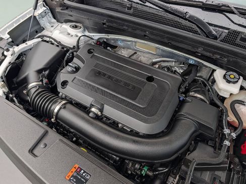 Used 2023 Buick Envision Avenir AWD/4WD image 29