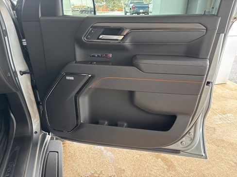 Used 2025 GMC Sierra 1500 AT4 w/ AT4 Premium Package image 36