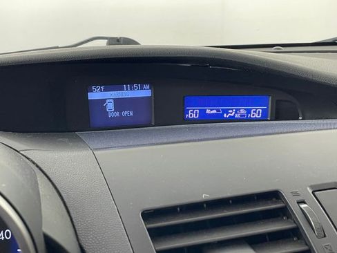 Used 2013 MAZDA MAZDA3 i Grand Touring w/ Tech Pkg image 7