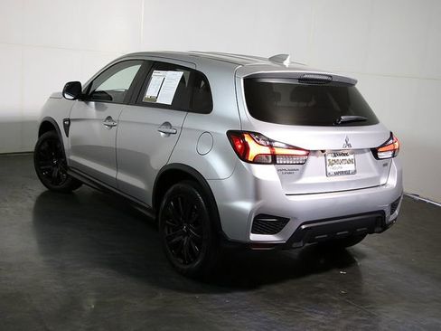 Used 2023 Mitsubishi Outlander Sport LE AWD/4WD image 2