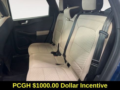 Used 2020 Ford Escape SE image 21