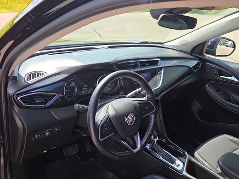 Used 2020 Buick Encore GX Preferred w/ Cold Weather Comfort Package FWD image 19