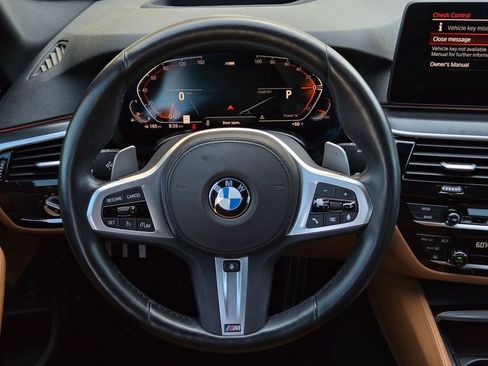 Used 2023 BMW 540i xDrive w/ Executive Package image 21