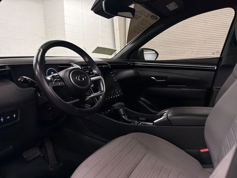 Used 2022 Hyundai Santa Cruz SEL Premium image 6