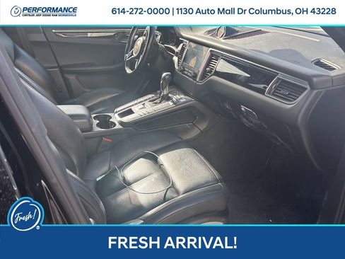 Used 2017 Porsche Macan Base image 15