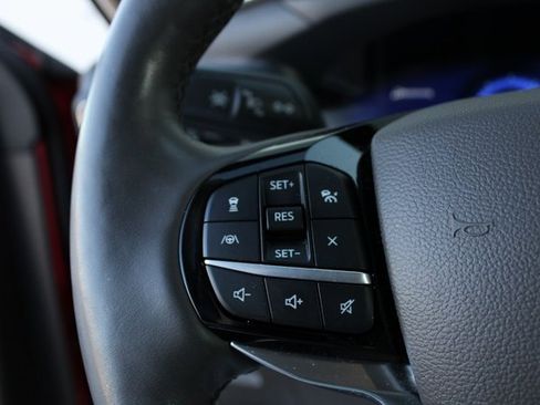 Used 2022 Ford Explorer Platinum w/ Equipment Group 601A image 16