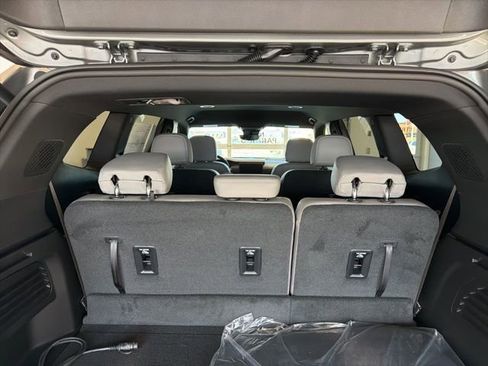 New 2026 GMC Acadia Elevation w/ Elevation Premium Package image 25