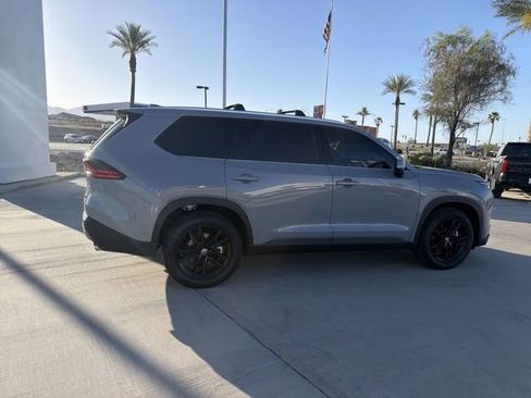 Certified 2025 Toyota Grand Highlander AWD Hybrid image 4