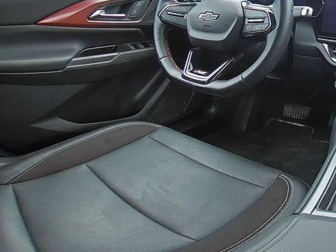 Used 2024 Chevrolet Equinox EV RS FWD image 25