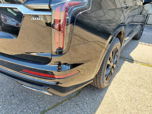 Used 2022 Cadillac XT6 Sport w/ Technology Package image 13