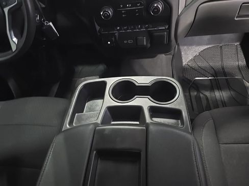 Used 2022 Chevrolet Silverado 2500 Custom w/ Custom Value Package image 28