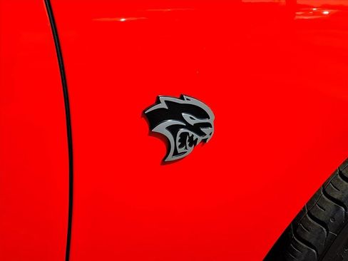 Used 2019 Dodge Charger SRT Hellcat w/ Navigation & Travel Group RWD image 10