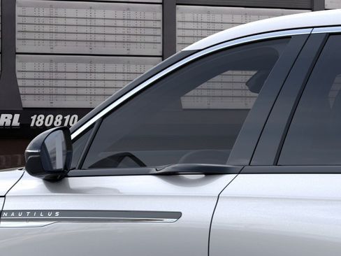 New 2026 Lincoln Nautilus Premier AWD/4WD image 20