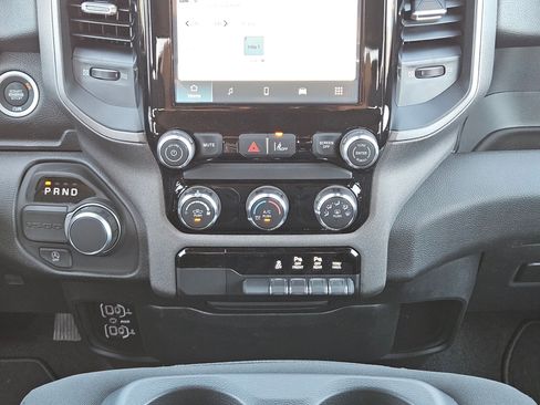 New 2026 RAM 1500 Express image 17