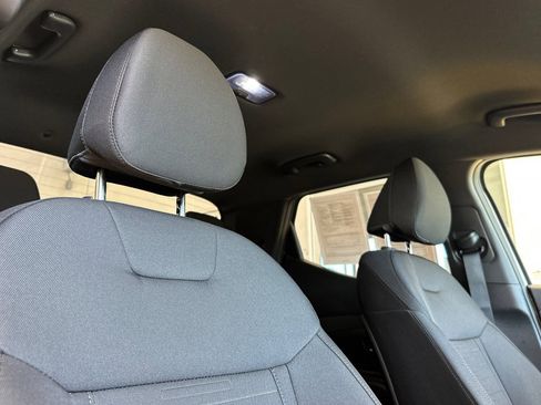 Certified 2025 Hyundai Santa Cruz SE image 19