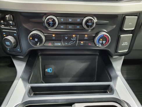 Used 2024 Ford F350 XLT w/ XLT Premium Package image 16