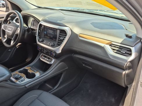 Certified 2021 GMC Acadia SLE w/ Driver Convenience Package FWD image 28