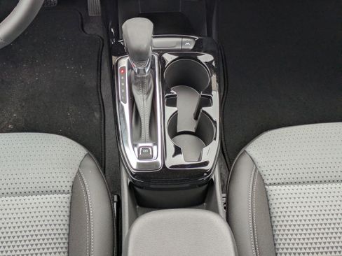 New 2025 Chevrolet Trax LT w/ Driver Confidence Package image 6