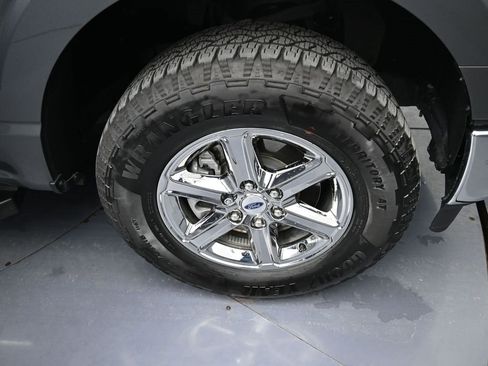 Used 2025 Ford F150 Lariat w/ FX4 Off-Road Package image 28