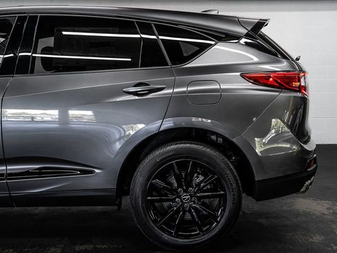 New 2026 Acura RDX SH-AWD image 13